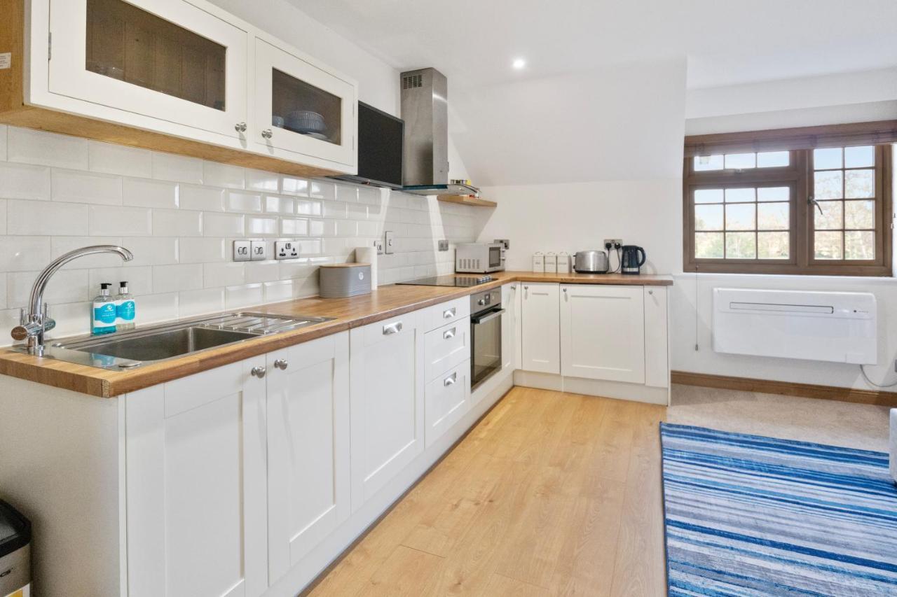 The Lodge - Studio Apartment'S Castel Esterno foto